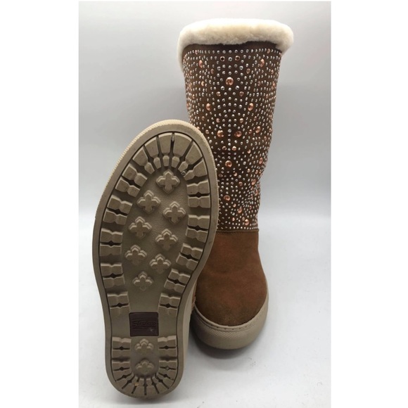 SOLD Skechers Boots Size 6 - Picture 4 of 5